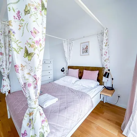 Boso Po Plazy M&k Sobieszewo - *